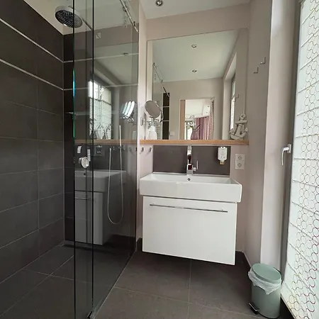 Luxusferienwohnung Seebrise***** *